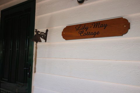 Lily May Cottage - Maitland Accommodation 1