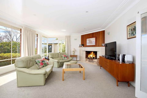 Scarletts - Maitland Accommodation 6