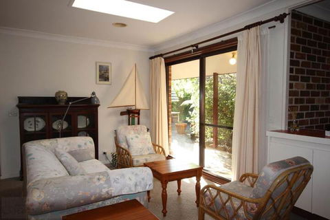 Rosella Retreat - Maitland Accommodation 3
