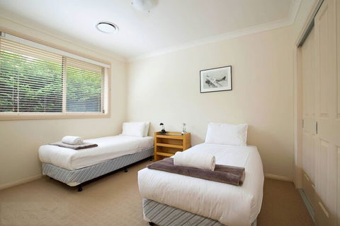 Refresham - Maitland Accommodation 4