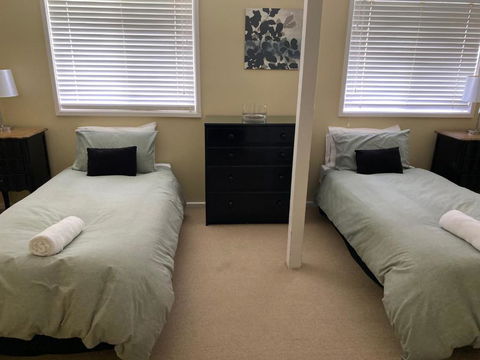 Molly Morgan Vineyard - Maitland Accommodation 3