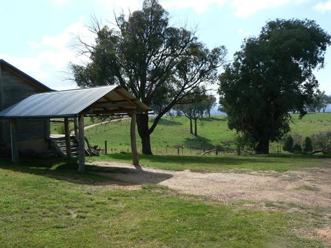 Gaddleen Grove Cottages - Maitland Accommodation 2