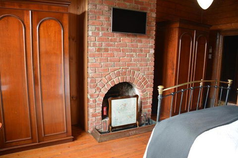 Portarlington Vicarage - Maitland Accommodation 0