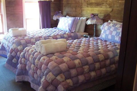 Drumreagh Bed & Breakfast Cabins - Maitland Accommodation 4