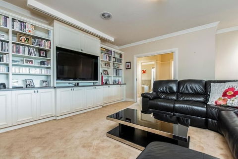 La Bella Vita - Maitland Accommodation 5