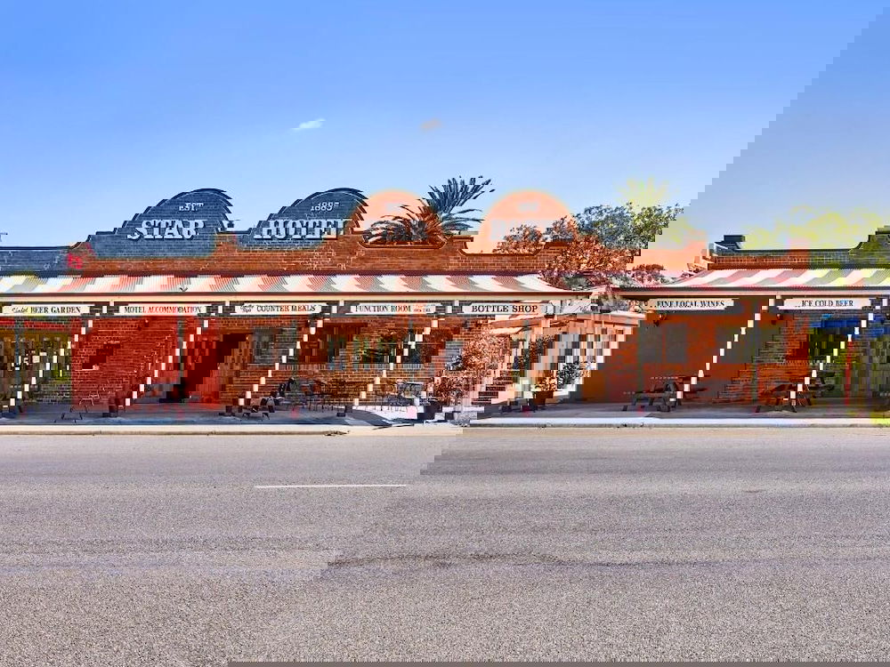 Barnawartha ACT Maitland Accommodation
