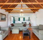 A River Bed Cottage - Maitland Accommodation