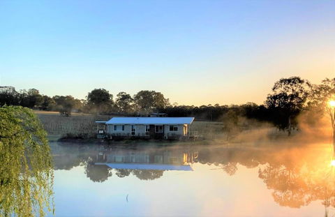 The Lake House At 201 - Maitland Accommodation 2