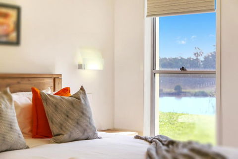 Ironbark Villa 3 - Maitland Accommodation 3