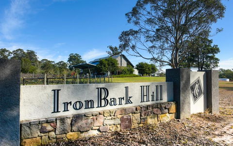 Ironbark Villa 4 - Maitland Accommodation 4