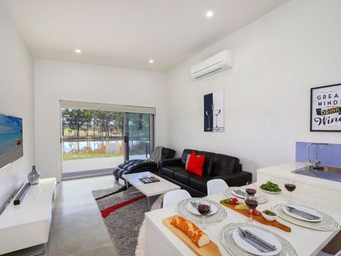 Ironbark Villa 6 - Maitland Accommodation 4
