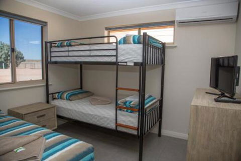 Peoples Park - Maitland Accommodation 4