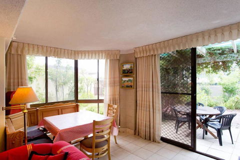 Beach Haven Studio - Maitland Accommodation 5