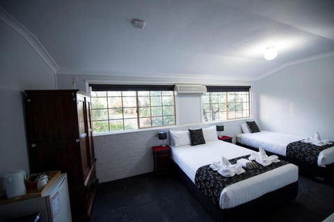 The Old Convent Dalwallinu - Maitland Accommodation 5