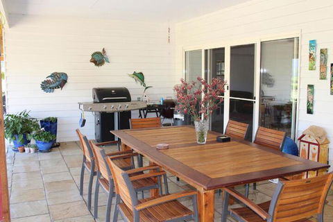 Nyora Lodge B & B - Maitland Accommodation 6