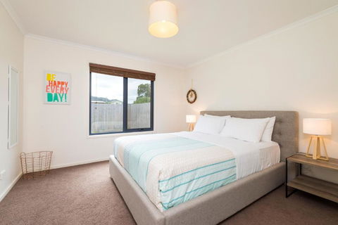 Bruce & Lolas - Maitland Accommodation 3