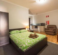 Rhodeside Lodge - Maitland Accommodation