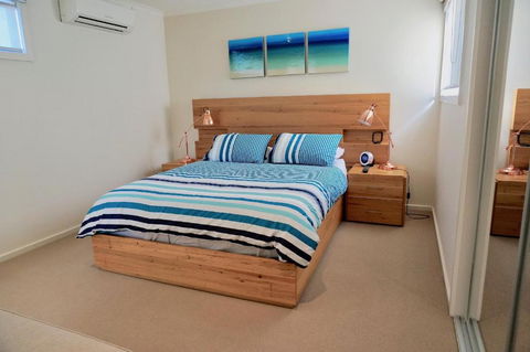 Beachcomber - Maitland Accommodation 2