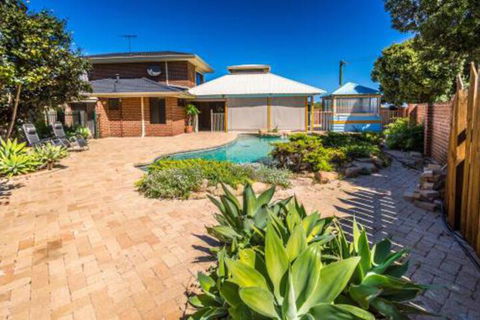 Yanchep Beach Retreat - Maitland Accommodation 3