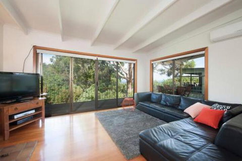 At Riverside - Maitland Accommodation 3