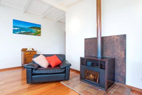 At Riverside - Maitland Accommodation 6