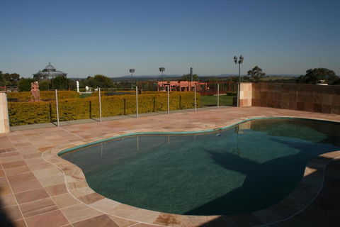 Nirvana Vista Estate - Maitland Accommodation 6