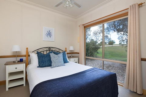 Windsors Edge Cottage Rothbury - Maitland Accommodation 1