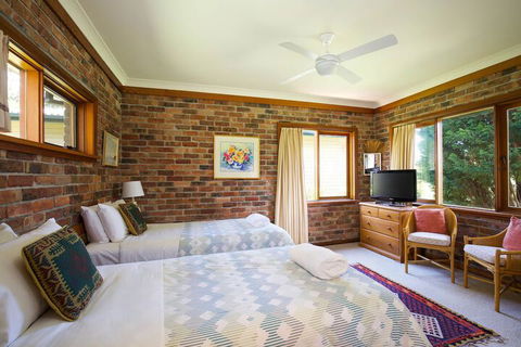 Stableford Lodge - Maitland Accommodation 5