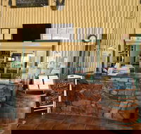 Parry Creek Farm Tourist Resort  Caravan Park - Maitland Accommodation