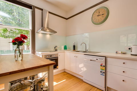 Rosehaven Cottage - Maitland Accommodation 2