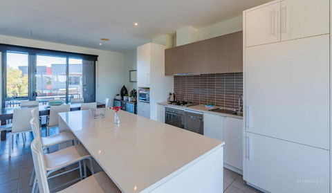 Five Shell - Maitland Accommodation 2