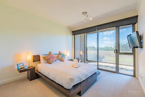 Five Shell - Maitland Accommodation 4