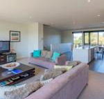Five Shell - Maitland Accommodation