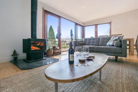 Bower On Martin - Maitland Accommodation 0