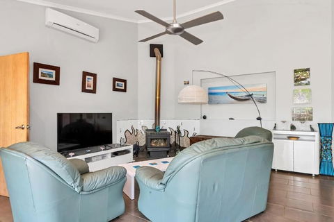 Tree Lodge - Maitland Accommodation 6