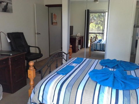 Tree Lodge - Maitland Accommodation 7