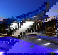 Hollidge House Apartments - Maitland Accommodation
