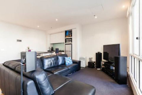 CLAUDE, 2BDR Melbourne Apartment - Maitland Accommodation 0