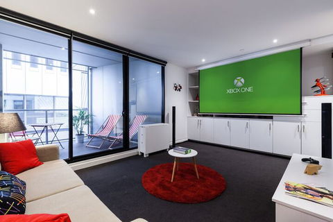CLARK, 1BDR Melbourne Apartment - Maitland Accommodation 1
