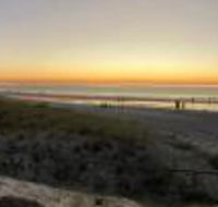 Beachside Luxury getaway in Glenelg - Maitland Accommodation
