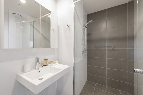 Astra Apartments Newcastle East - Maitland Accommodation 1