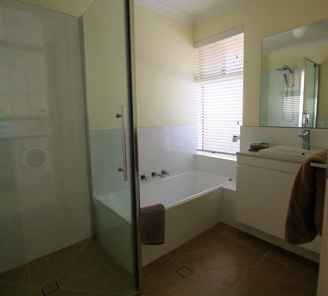 Mindarie Villa - Maitland Accommodation 3