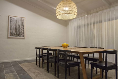 Balgownie Estate Winery Retreat & Restaurant - Maitland Accommodation 0