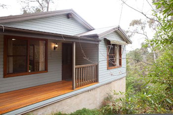 Geebung Cottage - Maitland Accommodation 0
