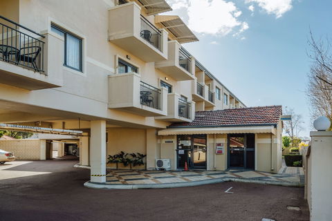 Canning Bridge Auto Lodge - Maitland Accommodation 1