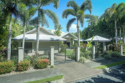 Tranquility By The Course Port Douglas - Maitland Accommodation 1