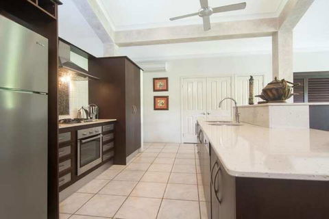 Tranquility By The Course Port Douglas - Maitland Accommodation 6