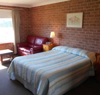 Vacy Village Motel - Maitland Accommodation