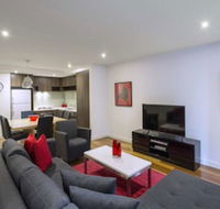 Bold  Beautiful in Brighton - Maitland Accommodation
