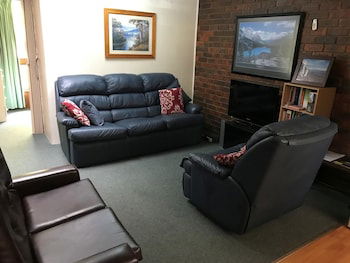 Kalamunda 2 - Maitland Accommodation 0